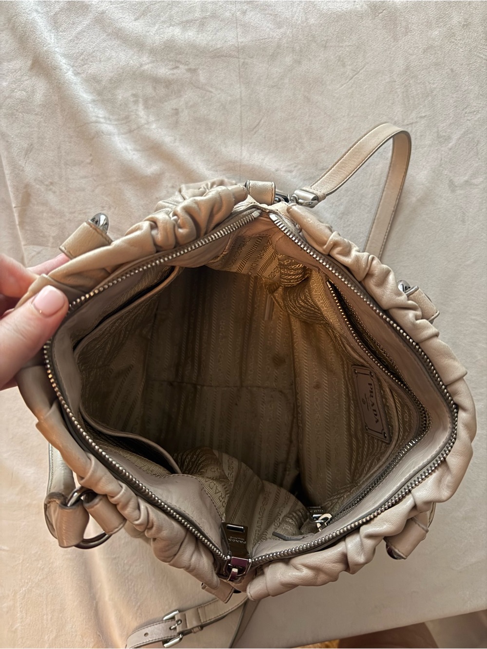 Prada Nappa Gaufré Convertible Satchel Bag in Cameo Beige with Crossbody Strap - Picture 9 of 16